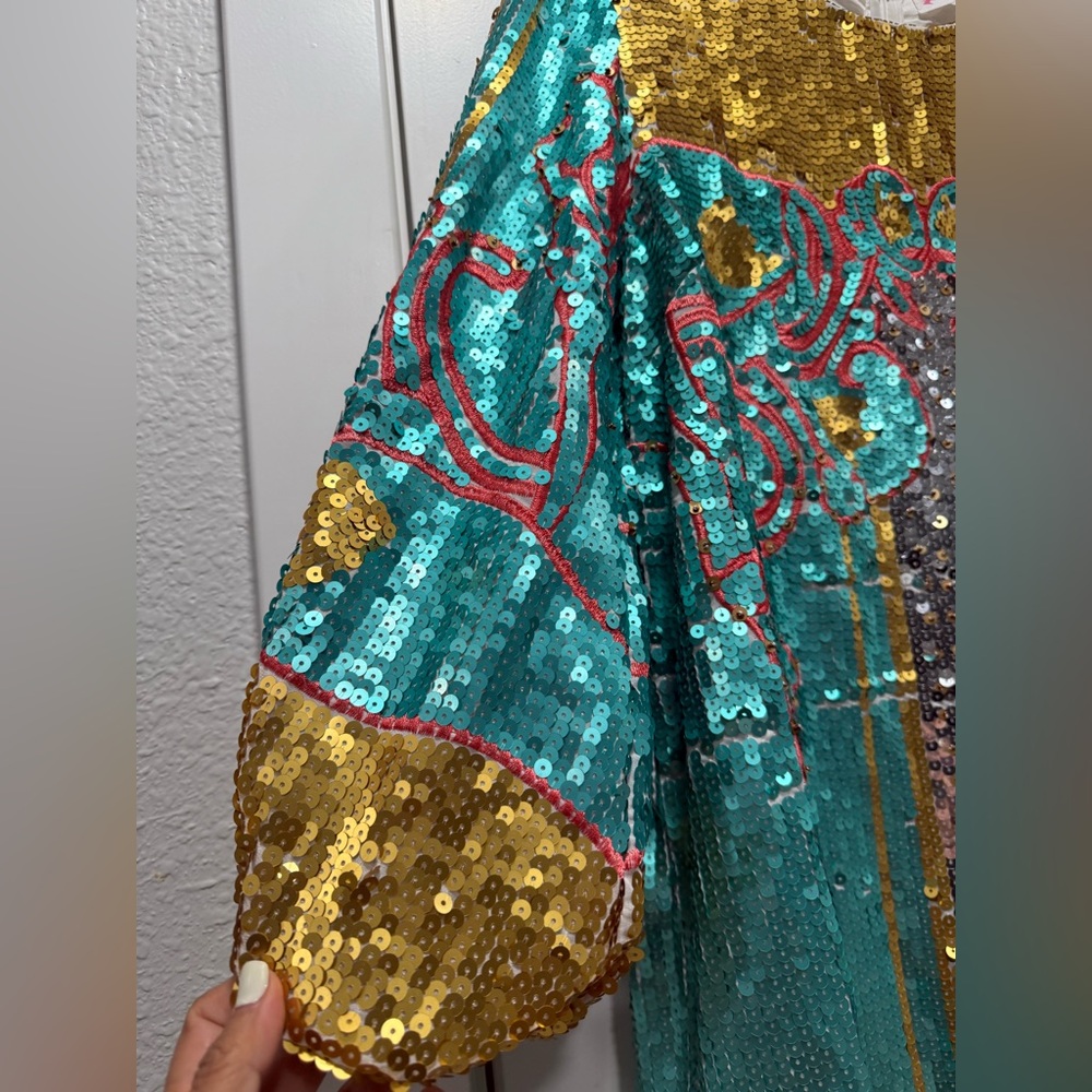 L'ATISTE by AMY Vibrant Sequin Dress in Blue and Gold Size L. - Picture 4 of 9